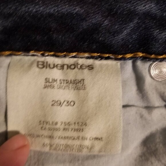 29 X 30 slim straight jeans - Picture 4 of 7